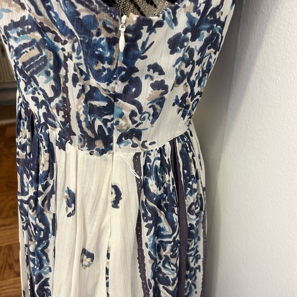 Blue and Cream Floral Midi Dress - Picture 6 of 12